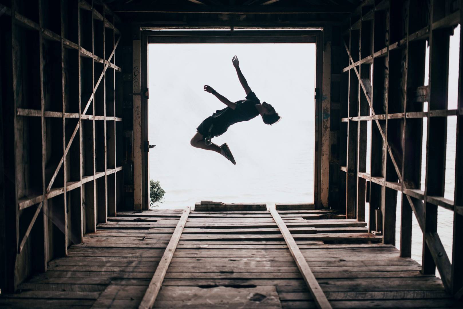 El auge de los deportes urbanos: parkour, calistenia y street workout
